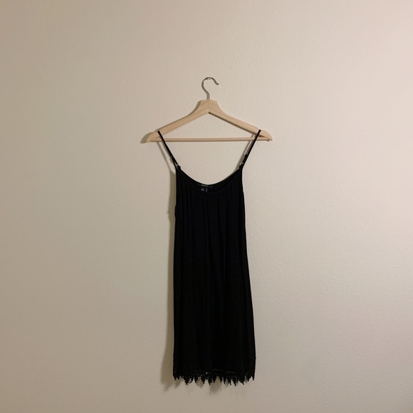 Forever 21 Dresses & Skirts - Forever 21 Black Lace Trimmed Dress